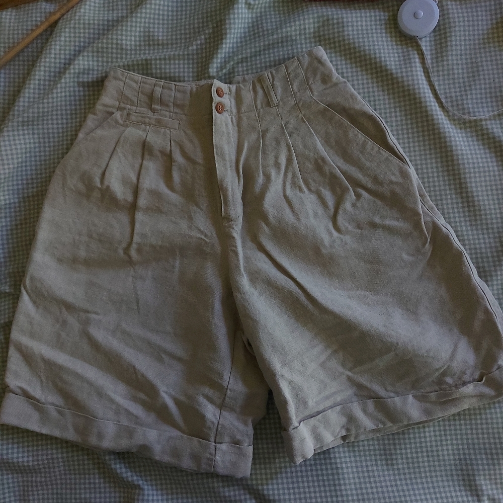 Vintage linen shorts
